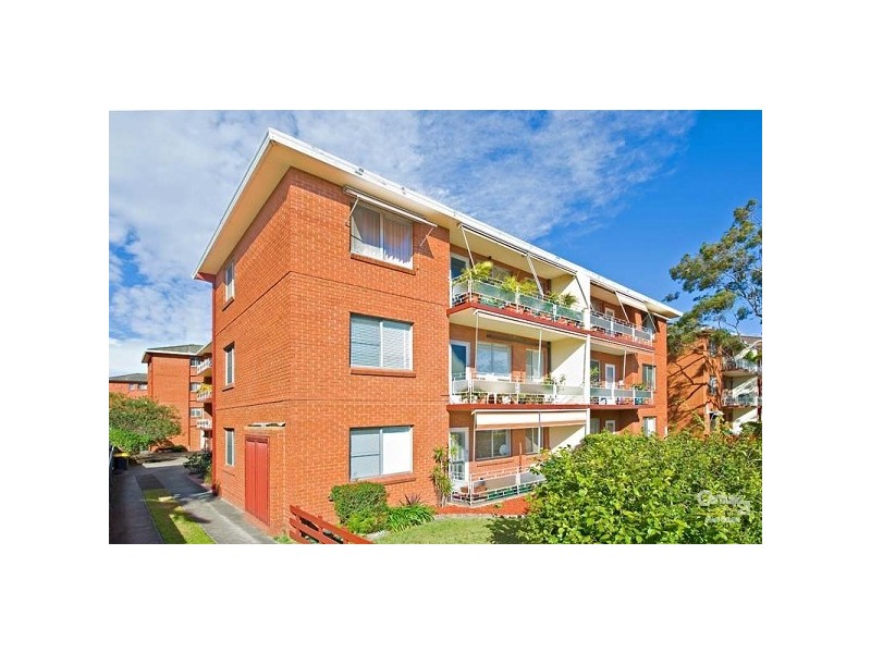 2/142 Chuter Avenue, Sans Souci NSW 2219