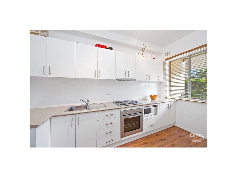 2/142 Chuter Avenue, Sans Souci NSW 2219