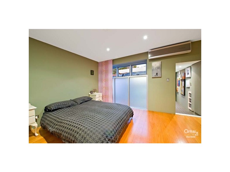 35 Pleasant Avenue, Erskineville NSW 2043