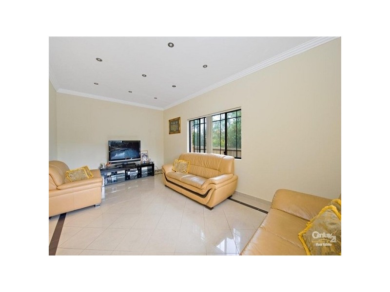 11 Prospect Street, Carlton NSW 2218