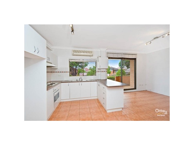 16/2 Caledonian Street, Bexley NSW 2207