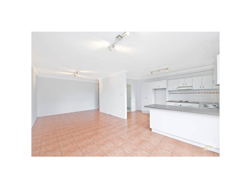 16/2 Caledonian Street, Bexley NSW 2207