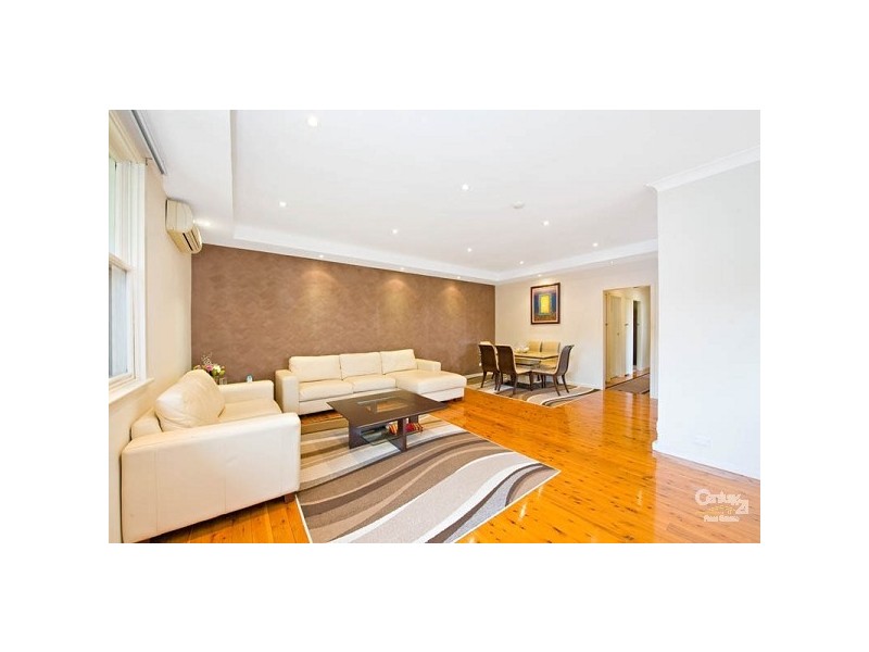 1/10 Oldham Crescent, Dolls Point NSW 2219