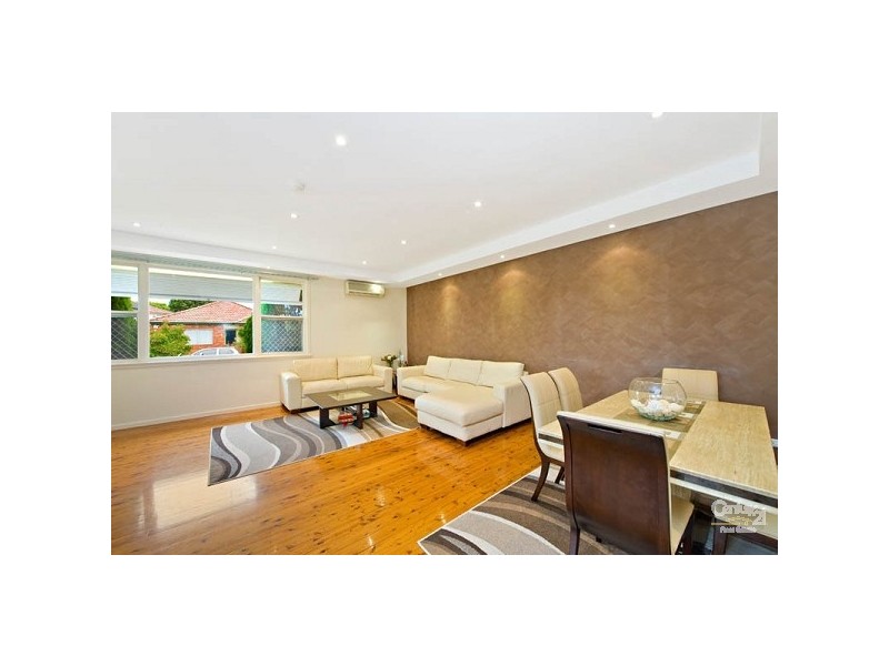 1/10 Oldham Crescent, Dolls Point NSW 2219
