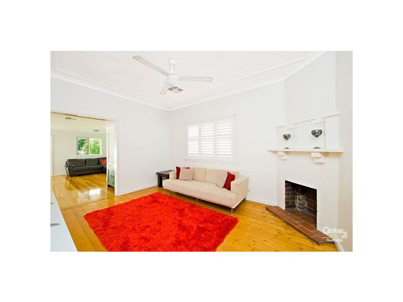 11 Kings Road, Brighton-le-sands NSW 2216