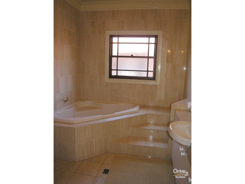 33 The Little Grand Parade, Brighton-le-sands NSW 2216