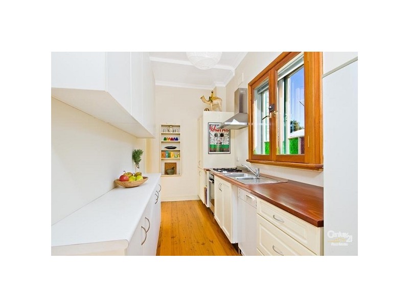 37 Tabrett Street, Banksia NSW 2216