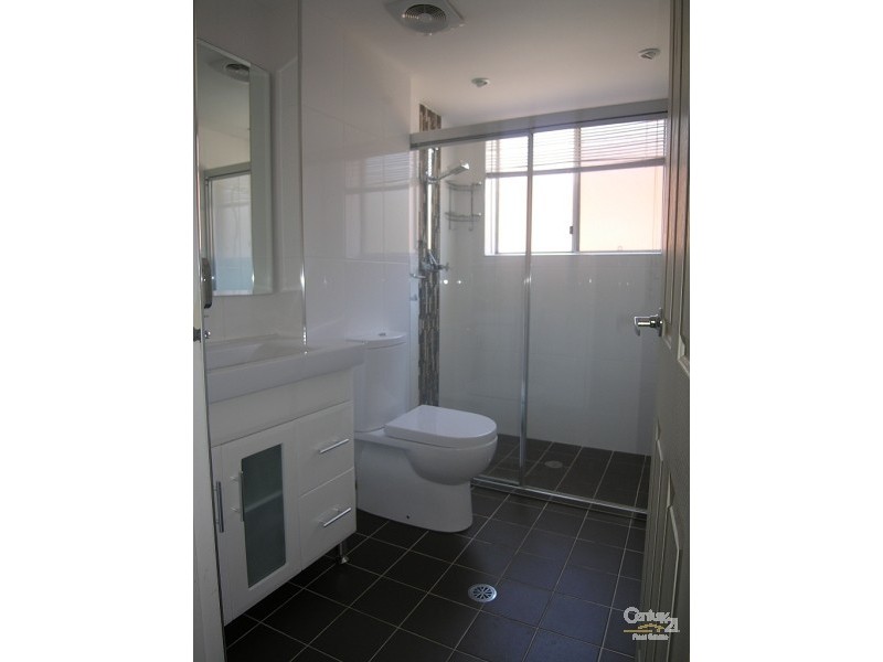 14 Evans Avenue, Eastlakes NSW 2018