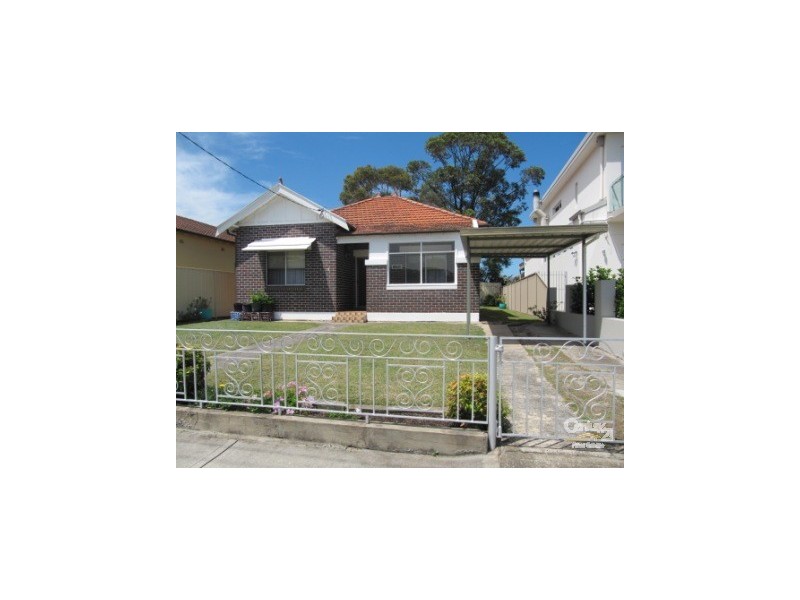 11 Banks Street, Monterey NSW 2217