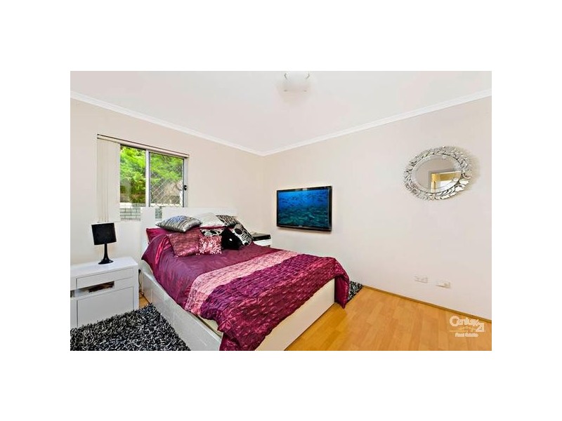 2/63a Connemarra Street access via Queen Victoria St, Bexley NSW 2207