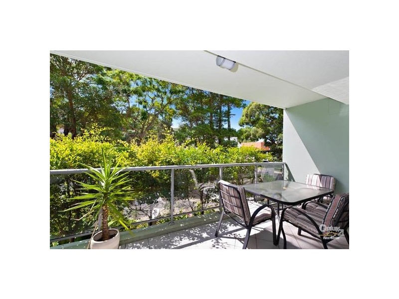 2/63a Connemarra Street access via Queen Victoria St, Bexley NSW 2207