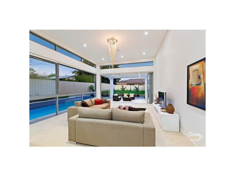 94 Greenacre Road, Connells Point NSW 2221