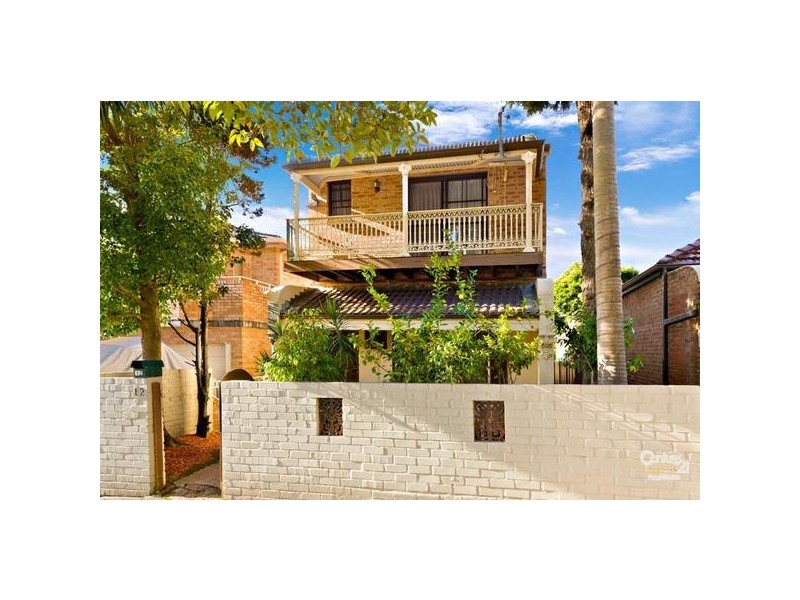 12 Fleet Street, Carlton NSW 2218