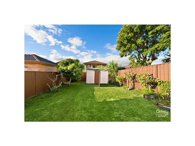 12 Fleet Street, Carlton NSW 2218