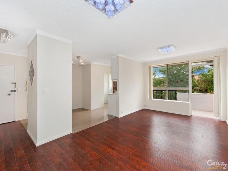 9/24 Barber Avenue, Eastlakes NSW 2018