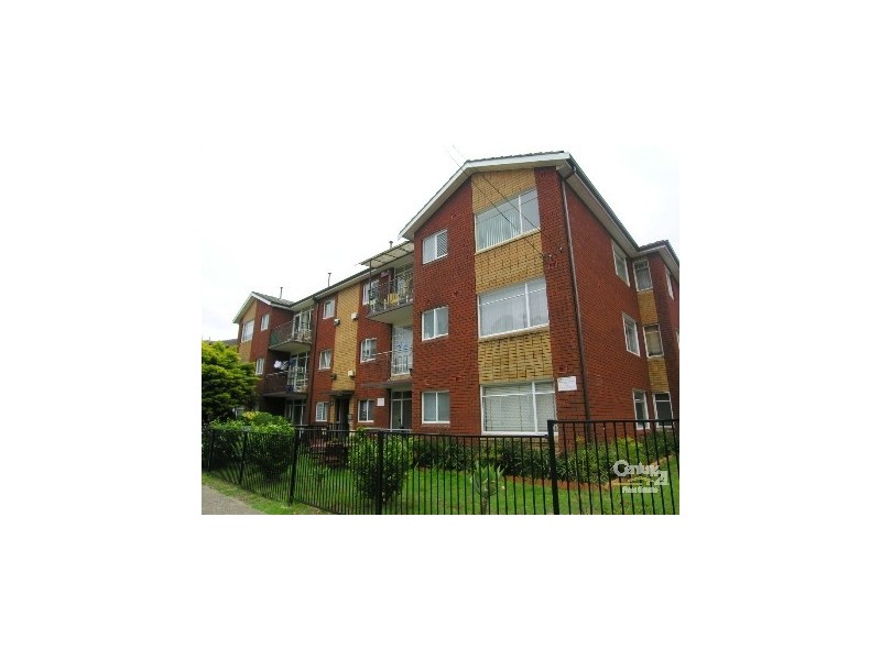 8 Evans Avenue, Eastlakes NSW 2018