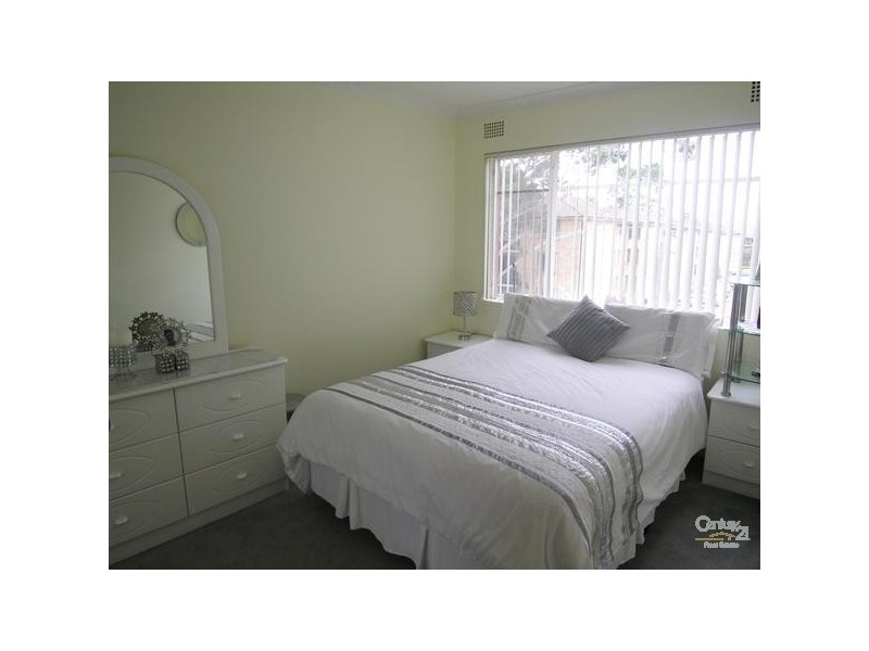 8 Evans Avenue, Eastlakes NSW 2018