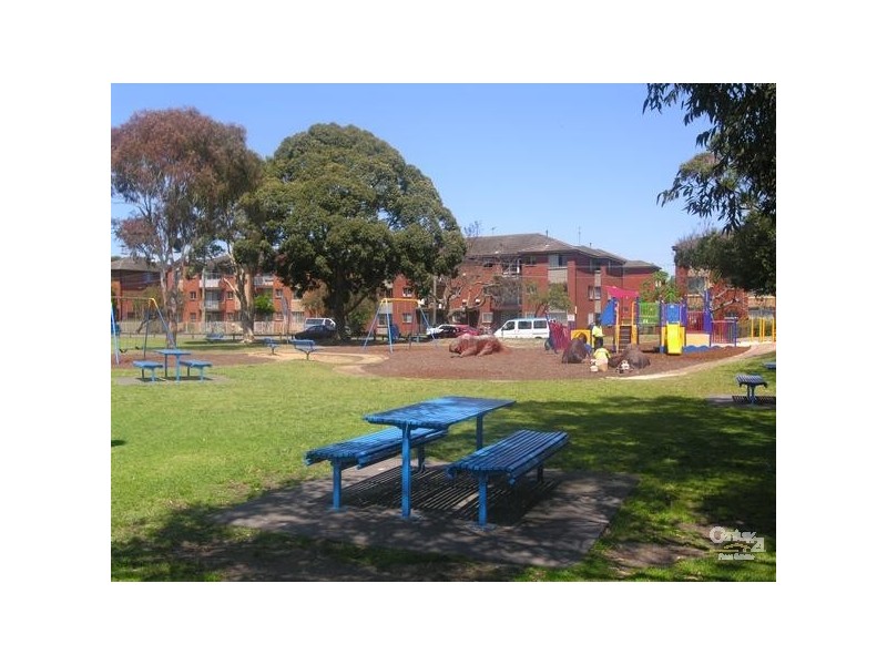 8 Evans Avenue, Eastlakes NSW 2018