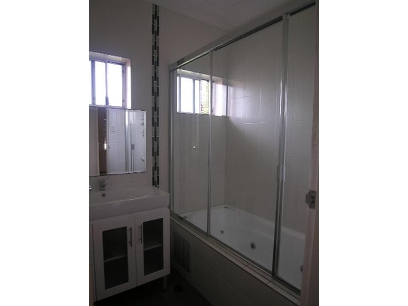 576 Homer Street, Kingsgrove NSW 2208