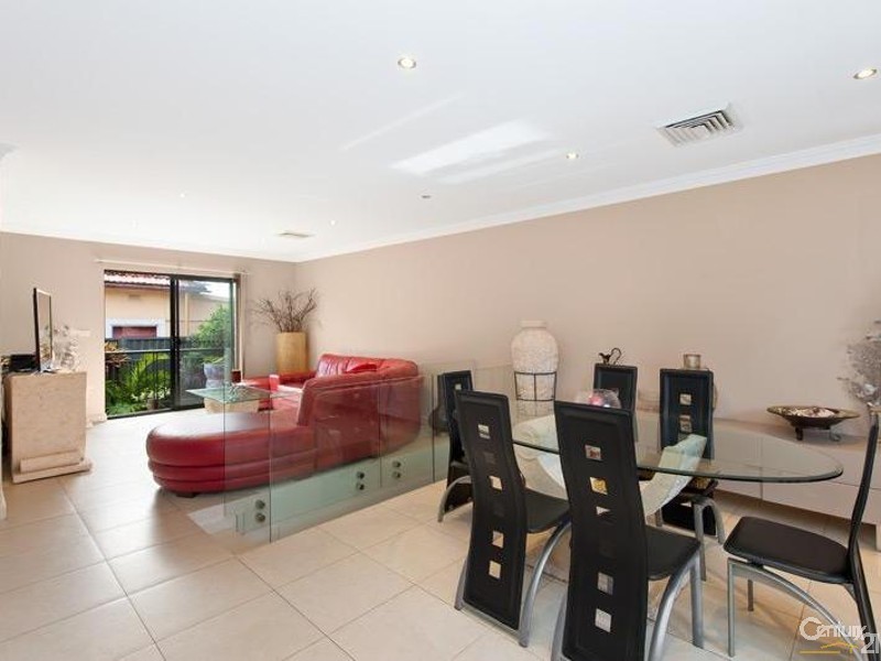 1/5 Robinson Street, Monterey NSW 2217