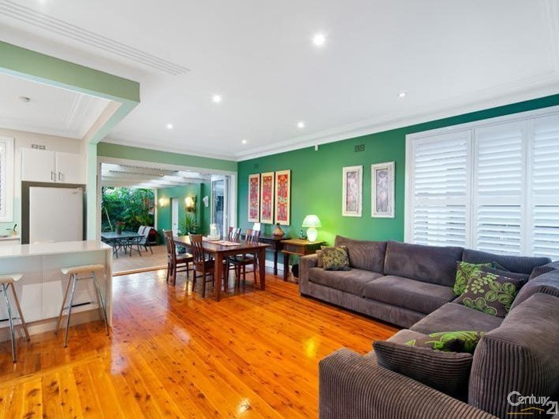 21 Moorefield Avenue, Kogarah NSW 2217