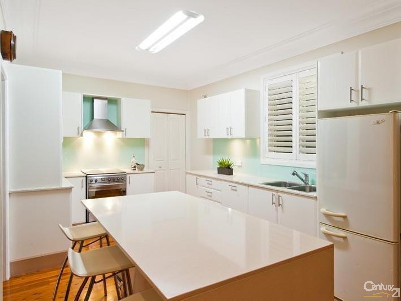 21 Moorefield Avenue, Kogarah NSW 2217