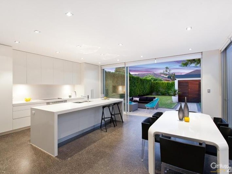 40 Bonanza Parade, Sans Souci NSW 2219