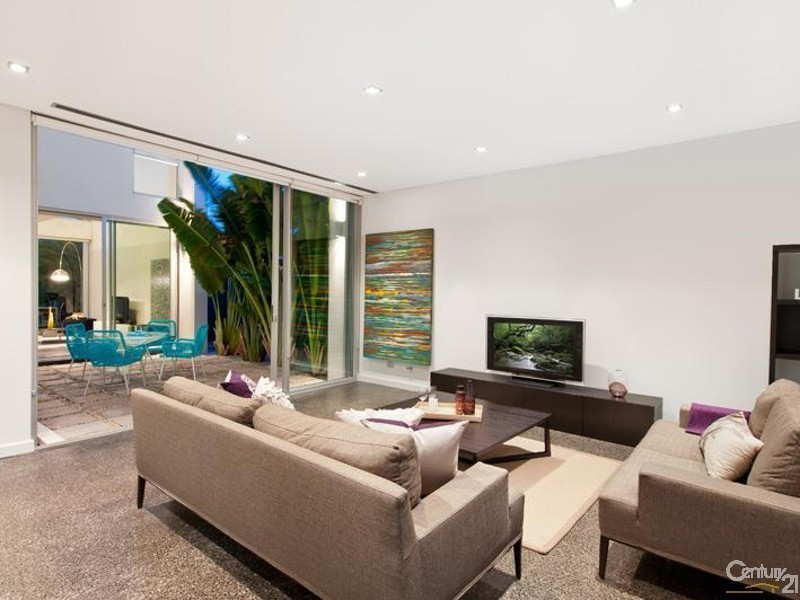 40 Bonanza Parade, Sans Souci NSW 2219