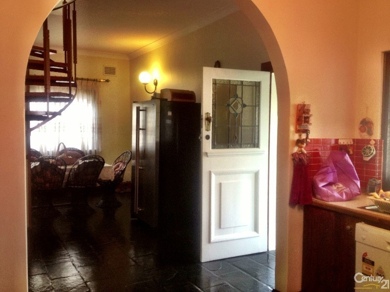 245 Bay Street, Brighton-le-sands NSW 2216