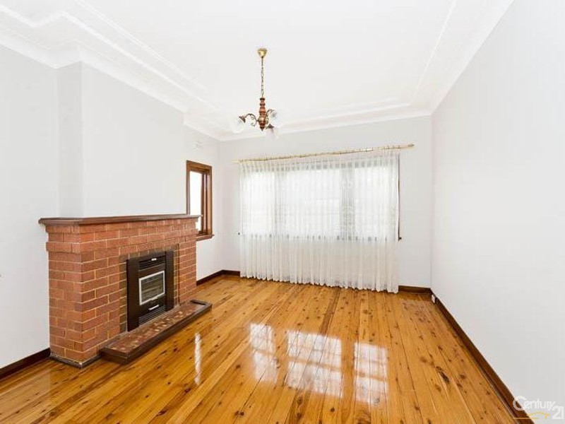 124 Croydon Road, Bexley NSW 2207