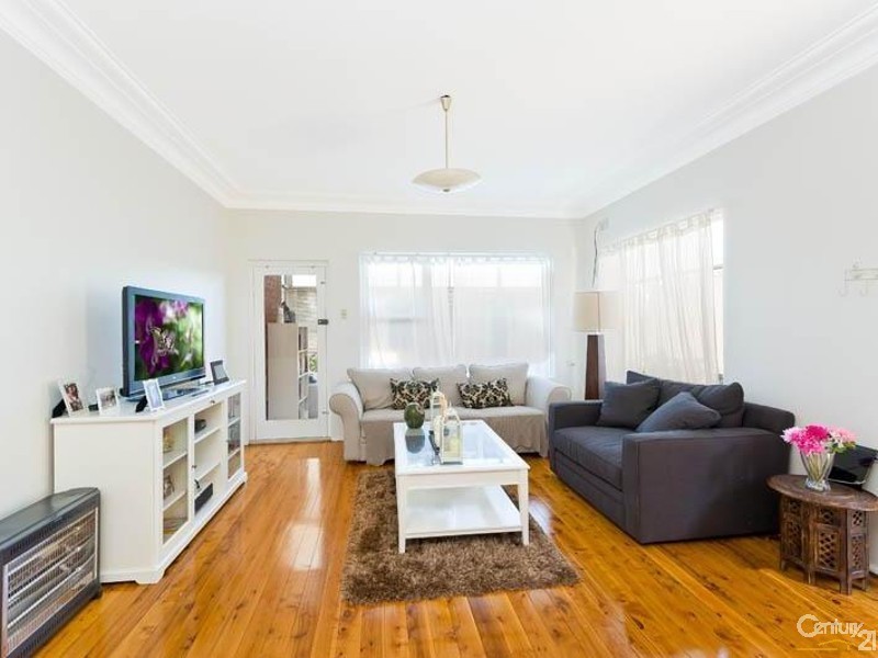 1/148 The Grand Parade, Monterey NSW 2217