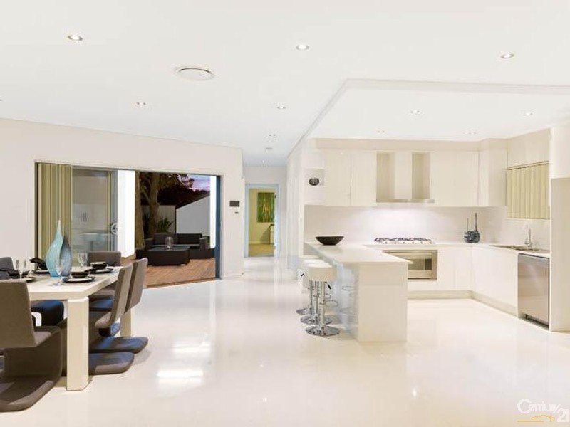 1/103 Ogilvy Street, Peakhurst NSW 2210