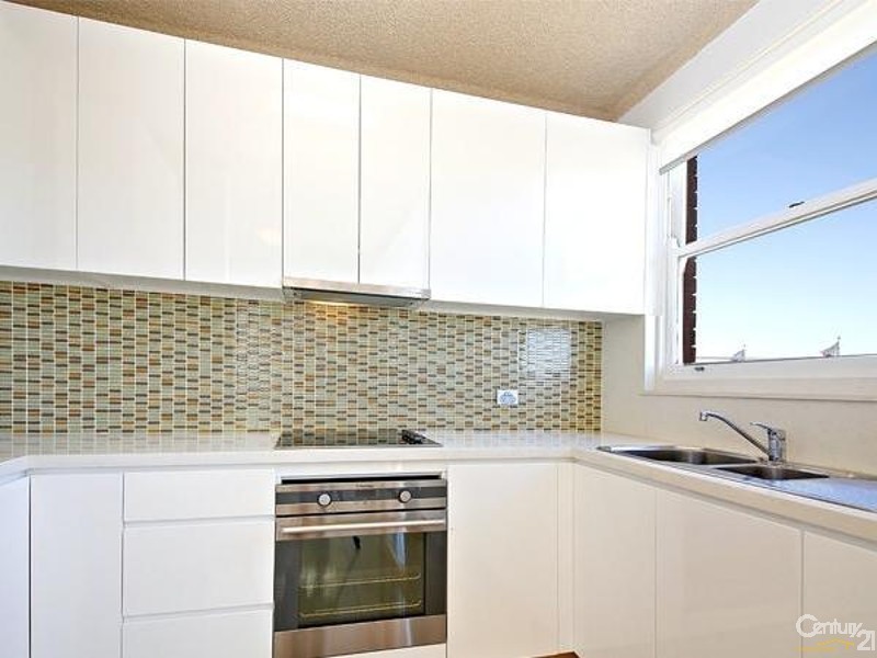 136 Chuter Avenue, Ramsgate Beach NSW 2217