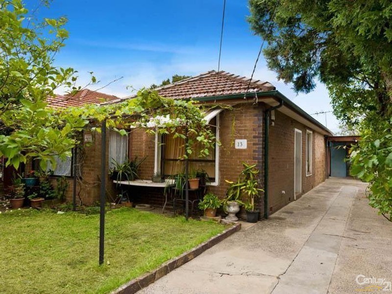 13 Durdans Avenue, Rosebery NSW 2018