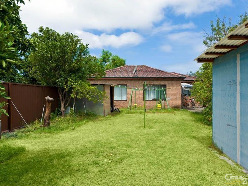 13 Durdans Avenue, Rosebery NSW 2018