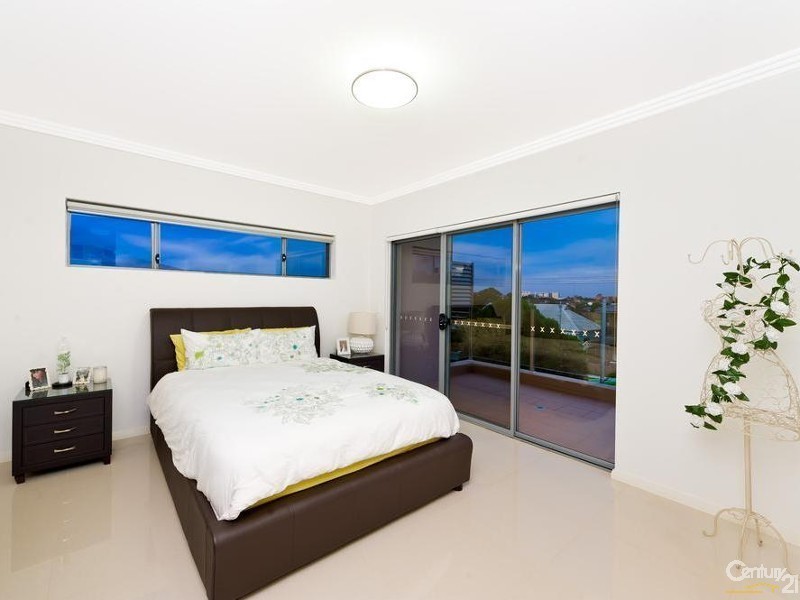 17 Ridgewell Street, Roselands NSW 2196