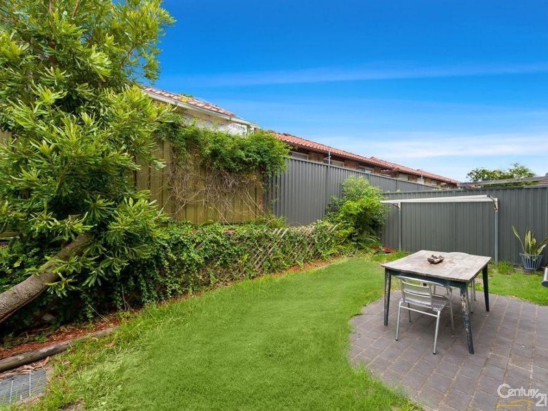 2/1-3 Solander Street, Monterey NSW 2217