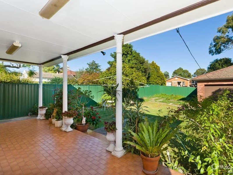 8 Cooloongatta Road, Beverly Hills NSW 2209