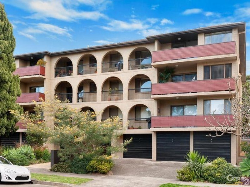 1/33 Burrows Street, Arncliffe NSW 2205