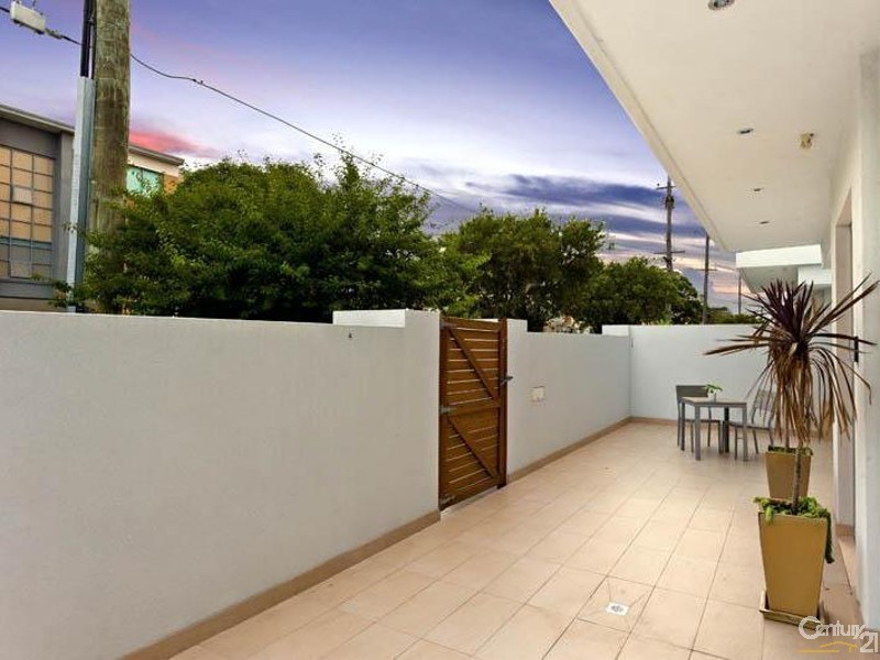 2/18a Moate Avenue, Brighton-le-sands NSW 2216