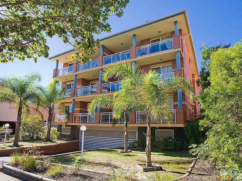 2-4 Queens Road, Brighton-le-sands NSW 2216