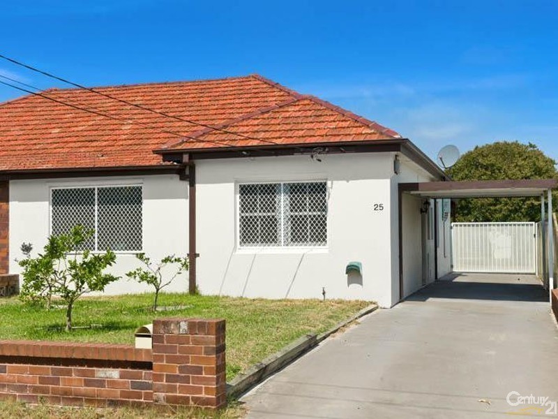 25 Solander Street, Monterey NSW 2217