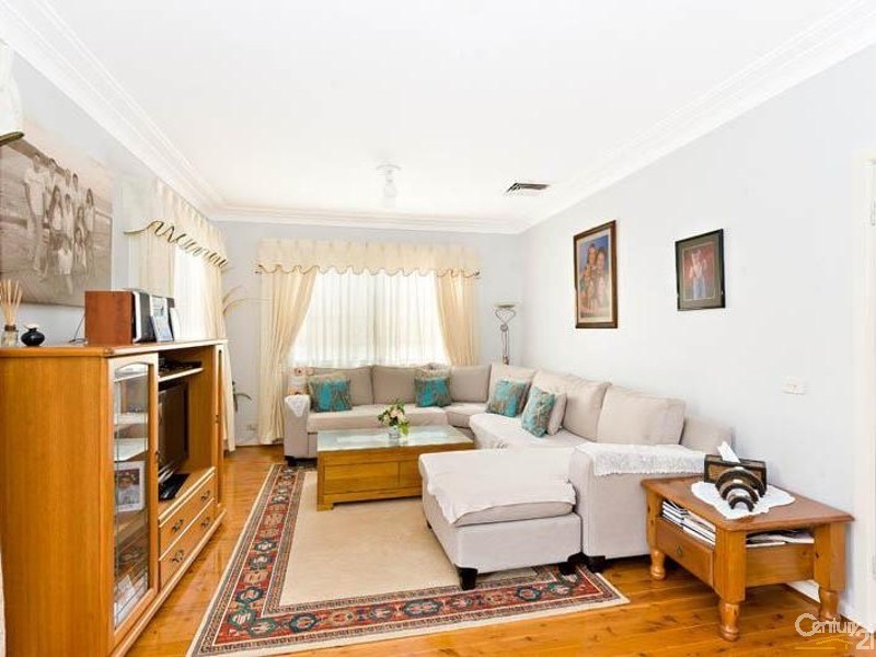 28 Oakleigh Avenue, Banksia NSW 2216