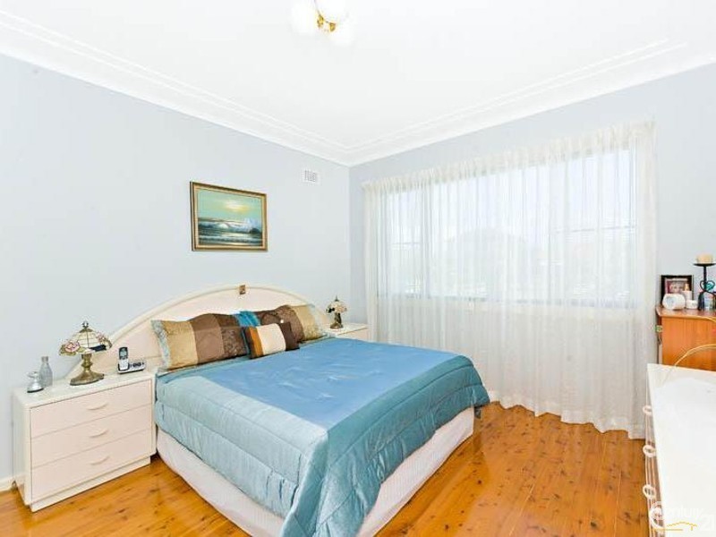 28 Oakleigh Avenue, Banksia NSW 2216