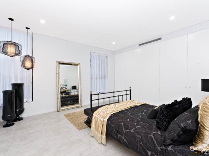 11 Archbald Avenue, Brighton-le-sands NSW 2216