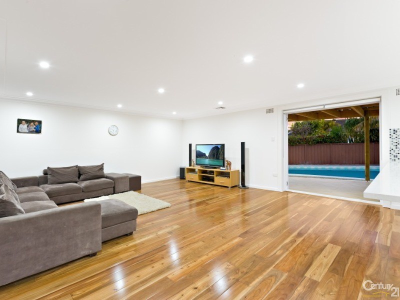 10 Hastings Place, Sylvania Waters NSW 2224