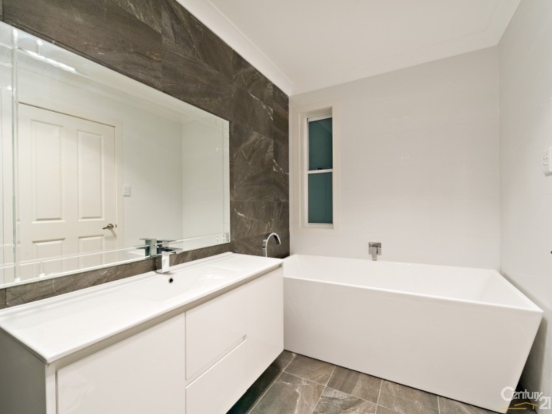 10 Hastings Place, Sylvania Waters NSW 2224