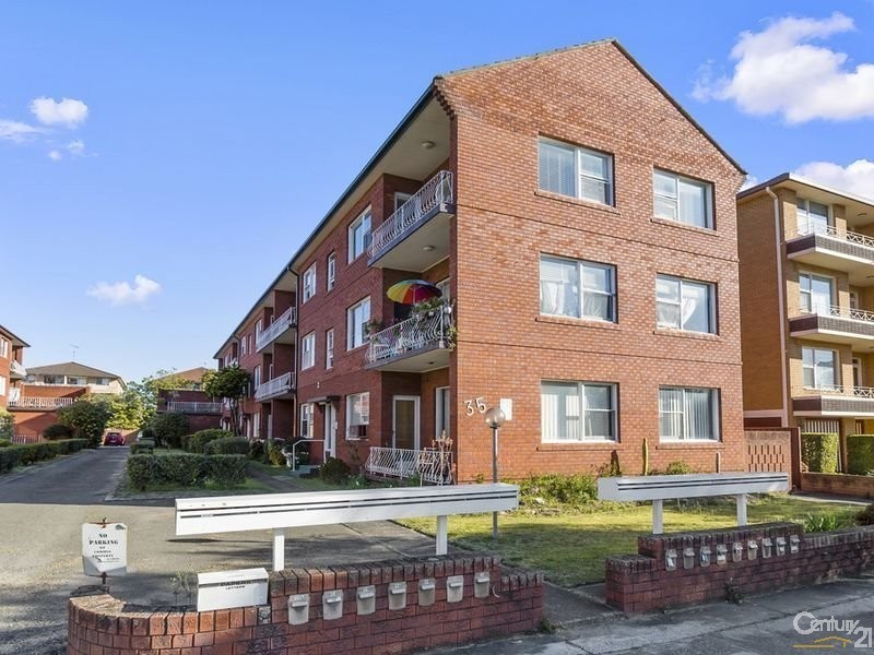 35 Banks Street, Monterey NSW 2217