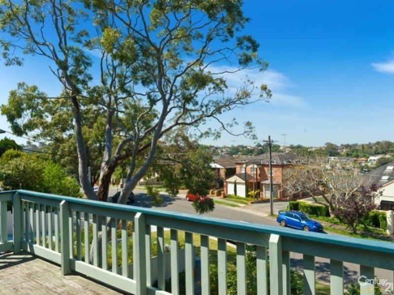 68 Kyle Parade, Kyle Bay NSW 2221