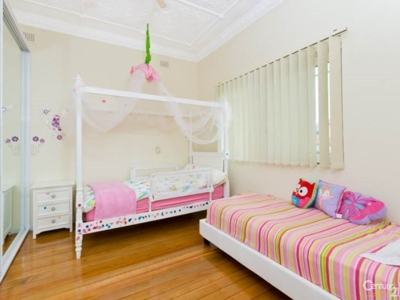 13 Monahan Avenue, Banksia NSW 2216